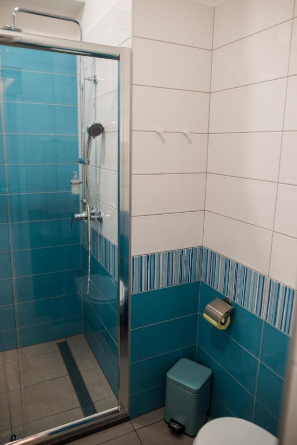 All In Apartman Iv. Boedapest Buitenkant foto